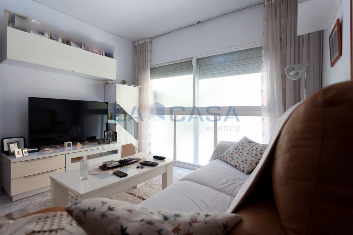 4 Schlafzimmer Doppelhaus in L'Hospitalet de Llobregat, Spain, Nr. 233890