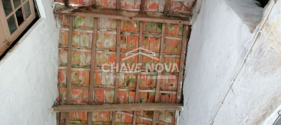 2 bedrooms House in Silvalde, Portugal No. 64386 4