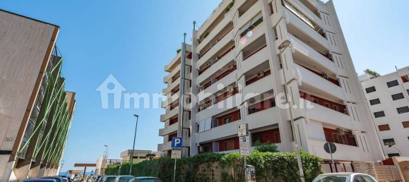 2 bedrooms Apartment in Bari, Italy No. 353270 2