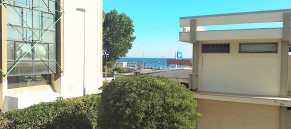 2 bedrooms Apartment in Bari, Italy No. 353270 20