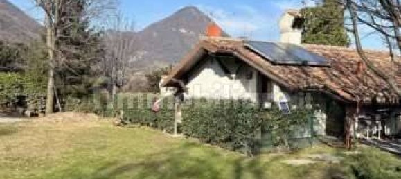 3 chambres Villa à Erba, Italy No. 2851 6