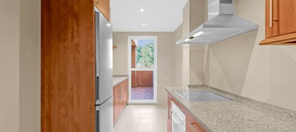 3 bedrooms Apartment in Marbella, Spain No. 185270 17