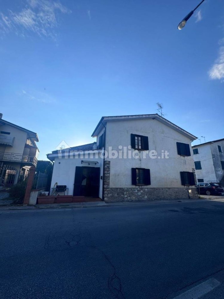 2 bedrooms House in Capannori, Italy No. 264395
