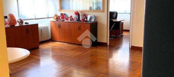 Oficina en Treviso, Italy 77 m² No. 118337 5