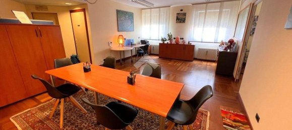 Oficina en Treviso, Italy 77 m² No. 118337 4