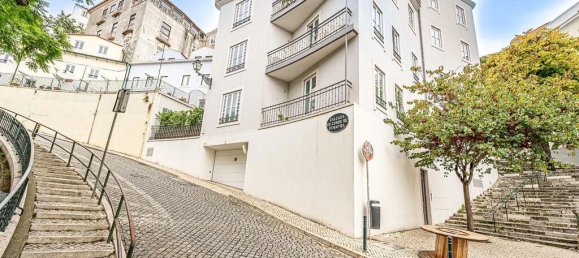 2 bedrooms Apartment in Lisbon, Portugal No. 97568 2