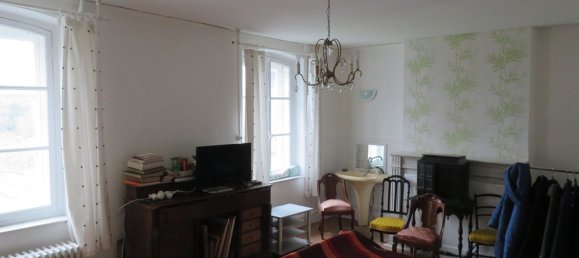 6 bedrooms House in Neuvilly, France No. 92413 6