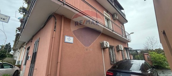 Apartamento de 4 dormitorios en Aci Sant'Antonio, Italy No. 327991 4