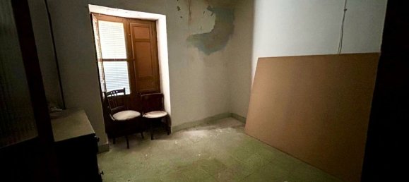 Casa de 4 dormitorios en Baeza, Spain No. 165945 4