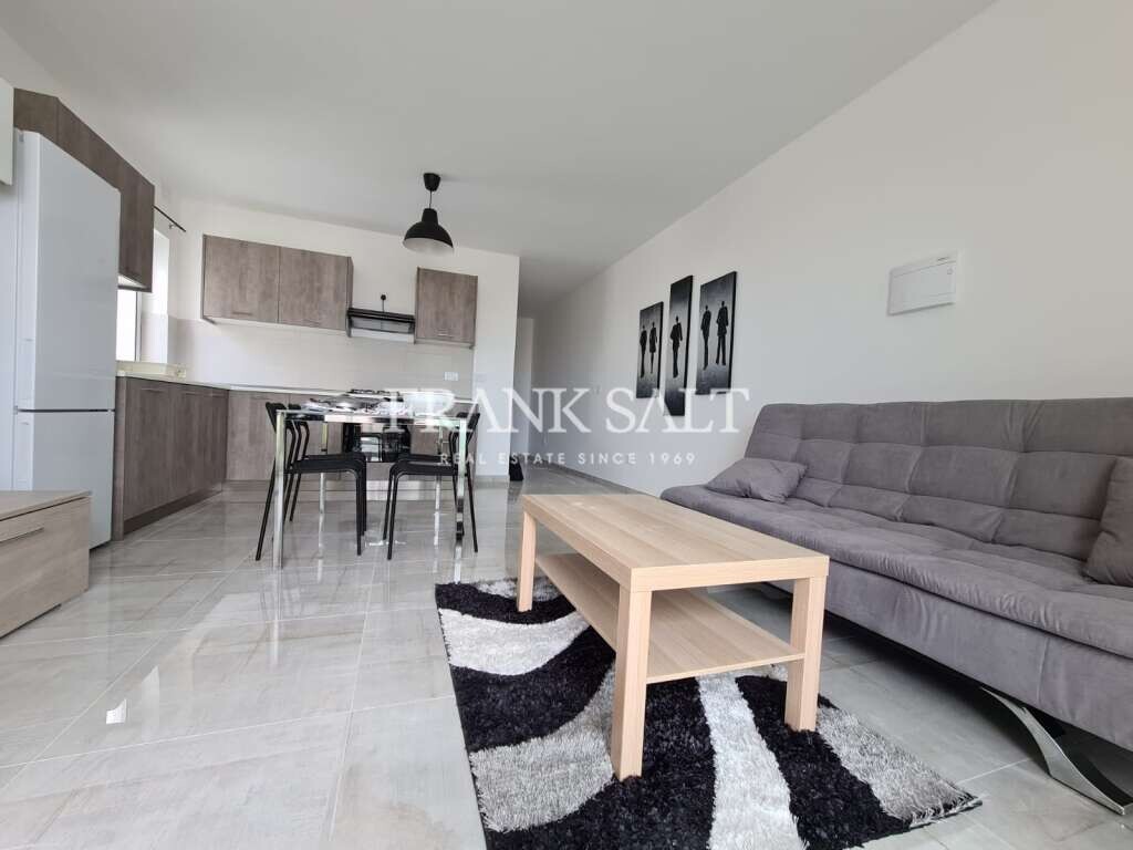 Пентхаус с 2 спальнями в Пьета, Мальта № 5221