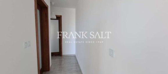 Пентхаус с 2 спальнями в Пьета, Мальта № 5221 17