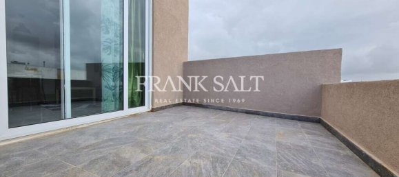 Пентхаус с 2 спальнями в Пьета, Мальта № 5221 4