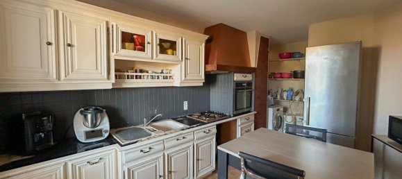 3 chambres Appartement à Bourg-en-Bresse, France No. 322398 2