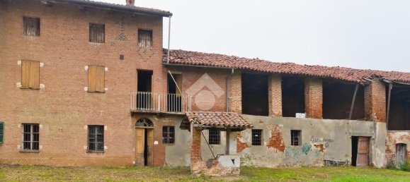 3 bedrooms House in Riva presso Chieri, Italy No. 263402 6