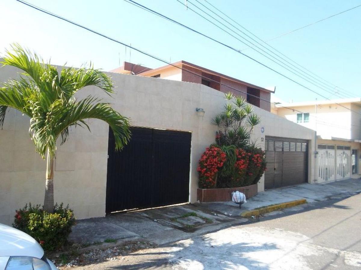 3 bedrooms House in Veracruz, Mexico No. 217023