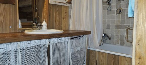 3 rooms House in Rabbi, Italy No. 71292 34