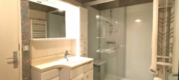 2 bedrooms Apartment in Luisant, France No. 228314 10