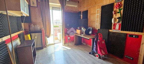 2 bedrooms Apartment in Milan, Italy No. 379104 18