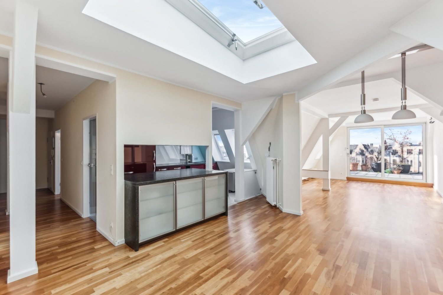 Квартира с 3 комнатами в Берлин, Германия № 27948