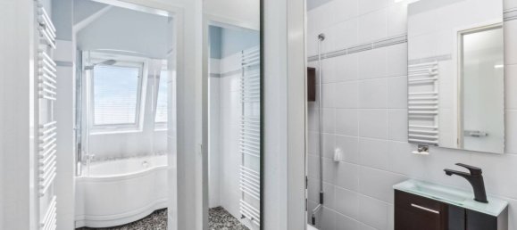 Квартира с 3 комнатами в Берлин, Германия № 27948 2