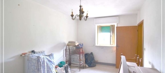 بناية في Larciano, Italy 200متر مربع رقم 131115 15