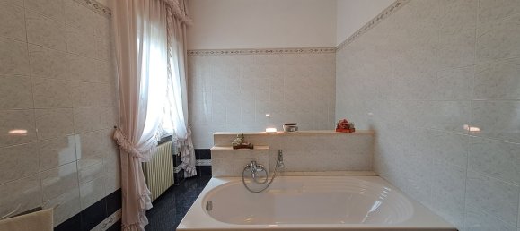 7 bedrooms House in Venice, Italy No. 372853 32