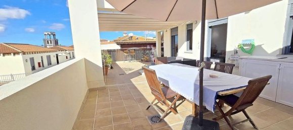 3 bedrooms Penthouse in San Miguel de Abona, Spain No. 235559 3