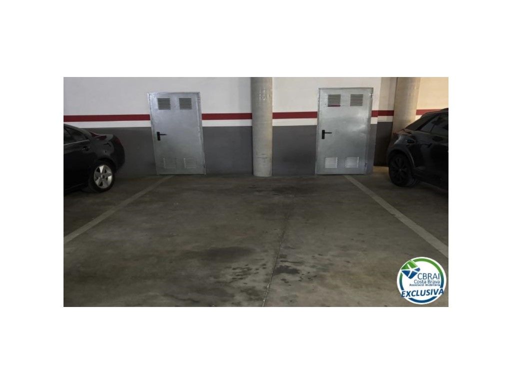 19m² Parking in Figueres, Spain No. 198991