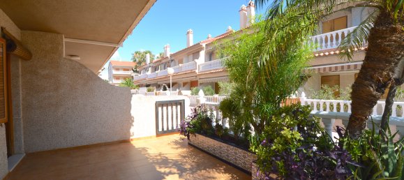 4 bedrooms Townhouse in Torre de la Horadada, Spain No. 513 3