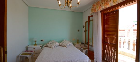 4 bedrooms Townhouse in Torre de la Horadada, Spain No. 513 8