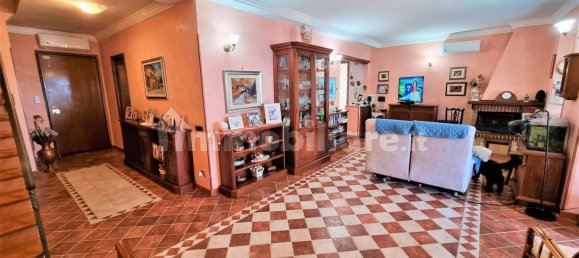 7 bedrooms Villa in Trevignano Romano, Italy No. 252023 7