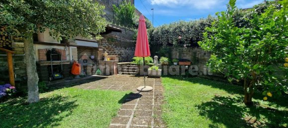7 bedrooms Villa in Trevignano Romano, Italy No. 252023 3