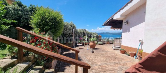 7 bedrooms Villa in Trevignano Romano, Italy No. 252023 5