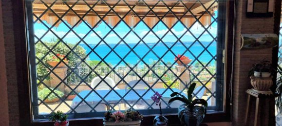 7 bedrooms Villa in Trevignano Romano, Italy No. 252023 9