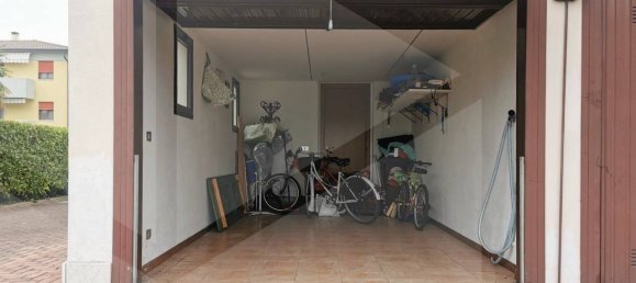 3 rooms Apartment in Vicenza, Italy No. 19255 13