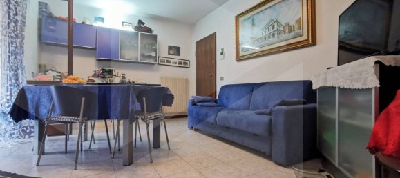 3 rooms Apartment in Vicenza, Italy No. 19255 5