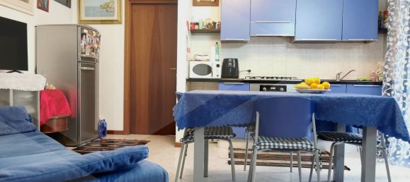 3 rooms Apartment in Vicenza, Italy No. 19255 3