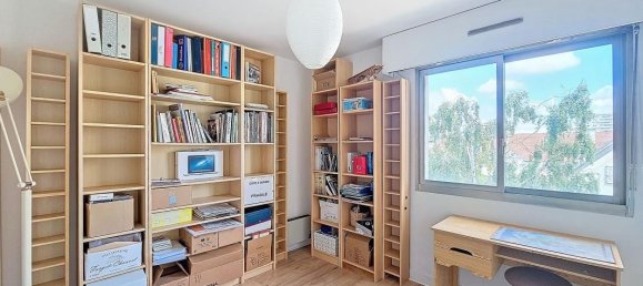 Apartamento de 3 dormitorios en Rueil-Malmaison, France No. 174016 11