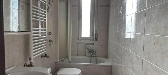 2غرفة شقة في Cinisello Balsamo, Italy رقم 30926 19