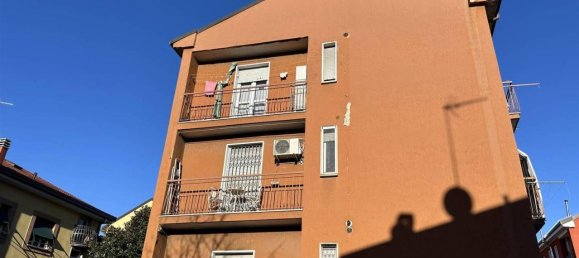 2غرفة شقة في Cinisello Balsamo, Italy رقم 30926 3