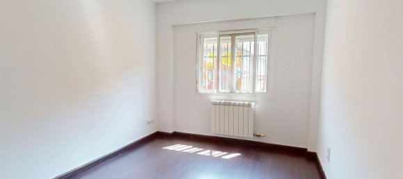 2 bedrooms Apartment in Zaragoza, Spain No. 147428 18