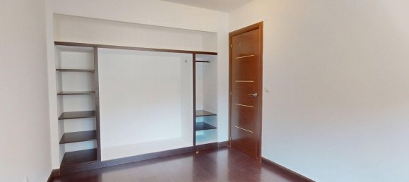 2 bedrooms Apartment in Zaragoza, Spain No. 147428 19