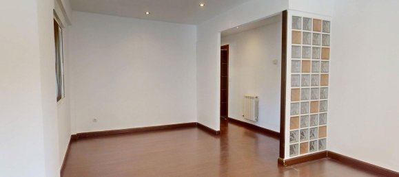 2 bedrooms Apartment in Zaragoza, Spain No. 147428 8