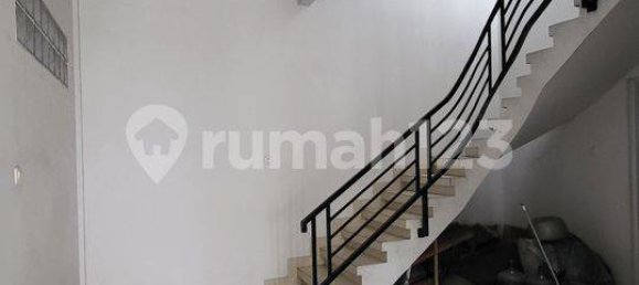 3 Schlafzimmer Haus in Gambir, Indonesia, Nr. 1752 6