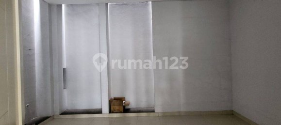 3 Schlafzimmer Haus in Gambir, Indonesia, Nr. 1752 23