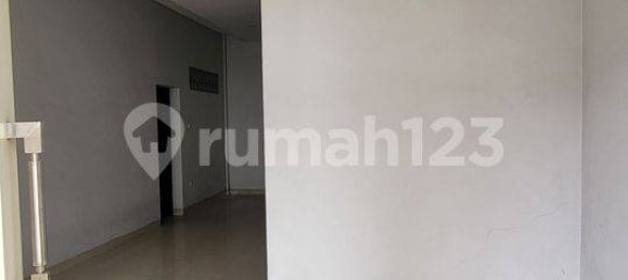 3 Schlafzimmer Haus in Gambir, Indonesia, Nr. 1752 3