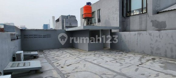 3 bedrooms House in Gambir, Indonesia No. 1752 30