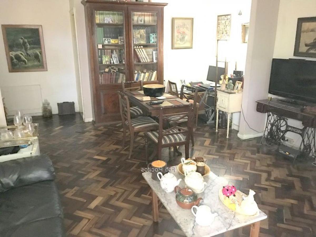 2 bedrooms Apartment in Montevideo, Uruguay No. 2881