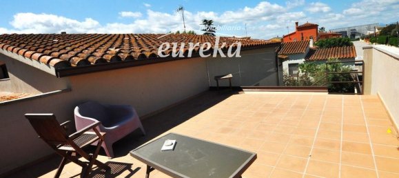 Вилла с 4 спальнями в Герона, Испания № 179112 32