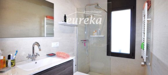 Вилла с 4 спальнями в Герона, Испания № 179112 9